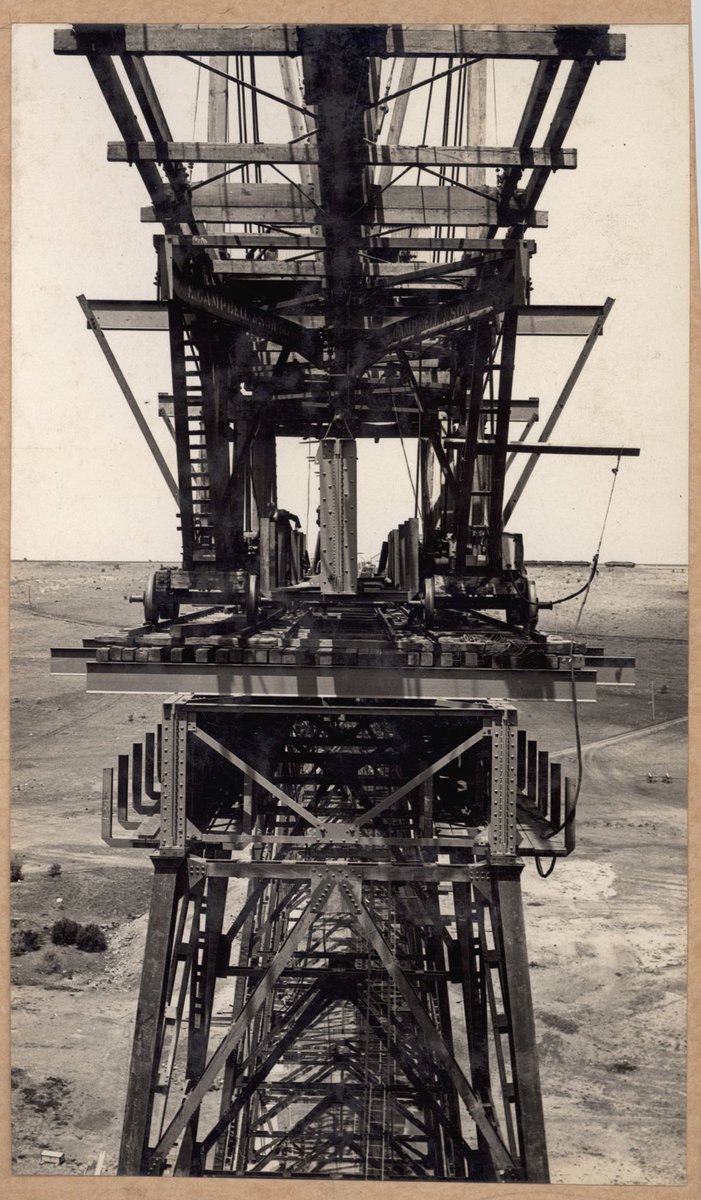 Albion to Broadmeadows - Maribyrnong River viaduct. Erecting steelwork (1928)