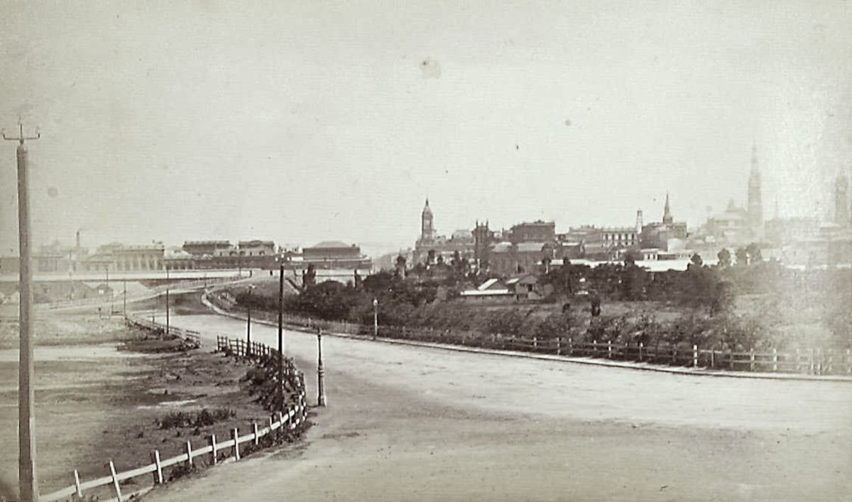 View from St. Kilda Road, looking towards Melbourne, Melbourne City (1870–80)