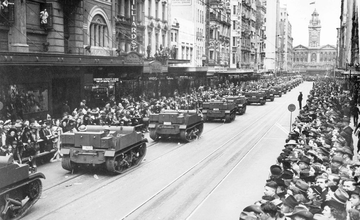 Machine gun carriers in parades on Melbourne Streets, Melbourne City (1940–45)