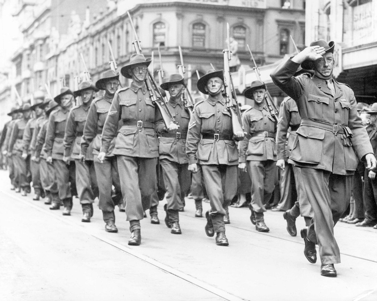 Australian soldiers marching through Melbourne streets, Melbourne City (1940–45)