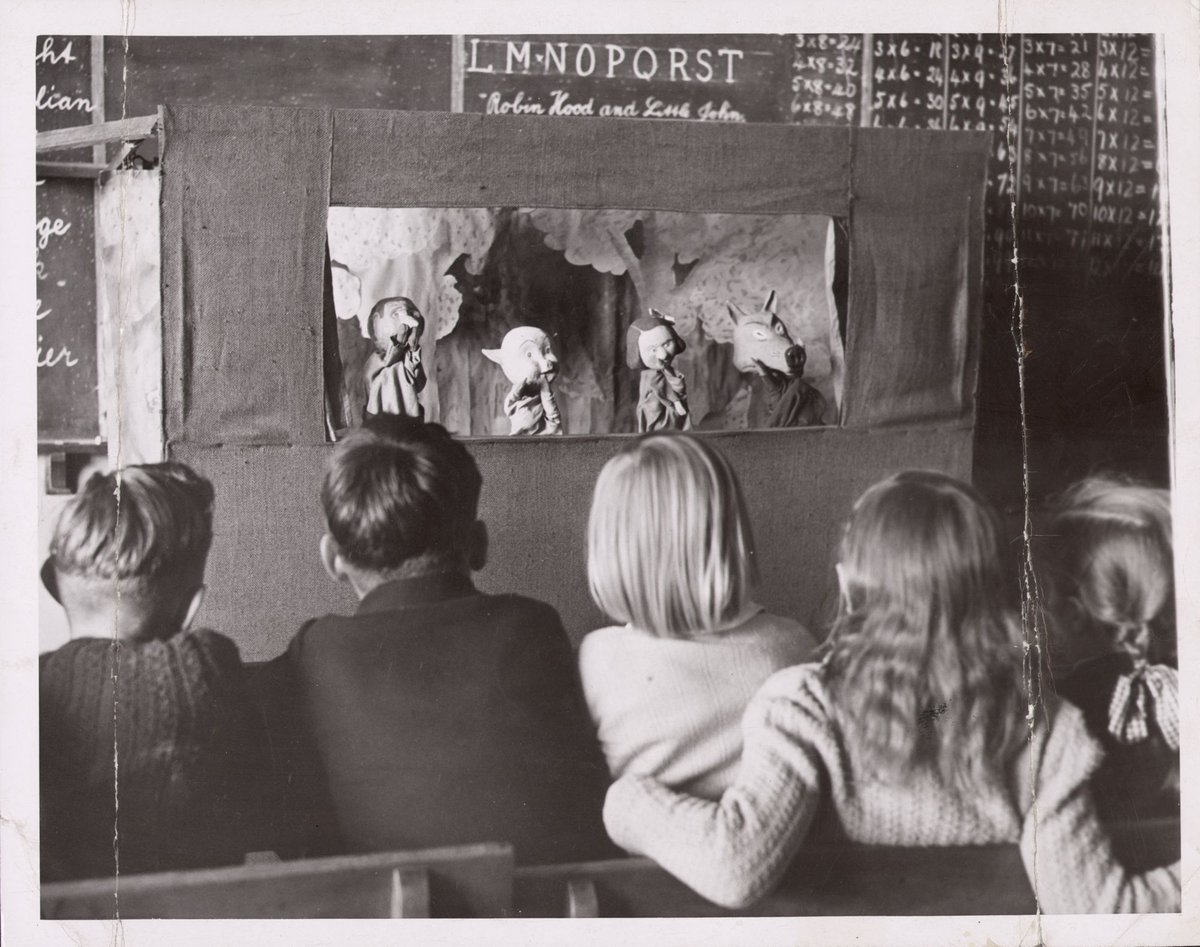 Flemington Training School class enjoy puppet show (1948)