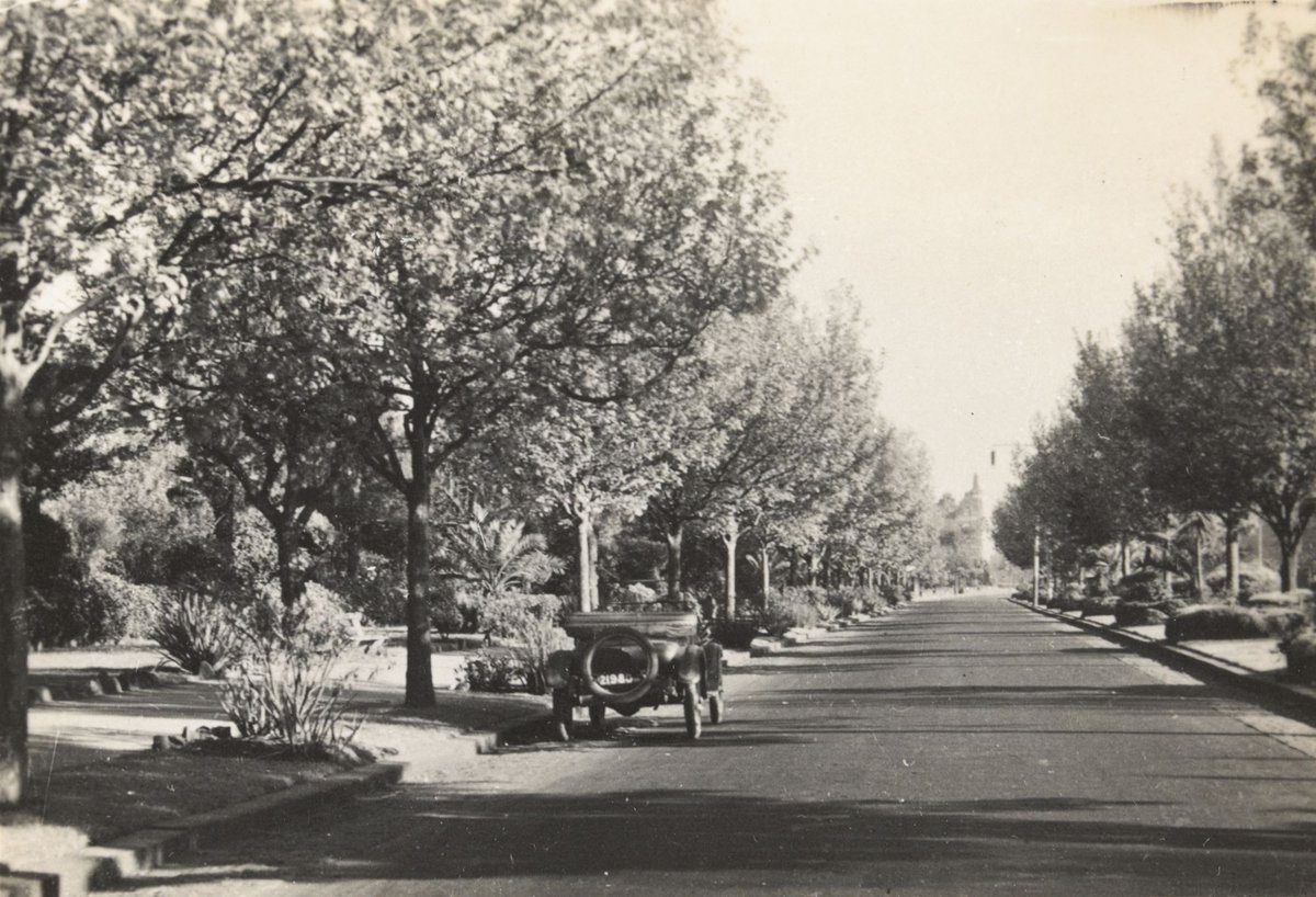 St. Kilda Road, Melbourne, Melbourne City (c. 1930)