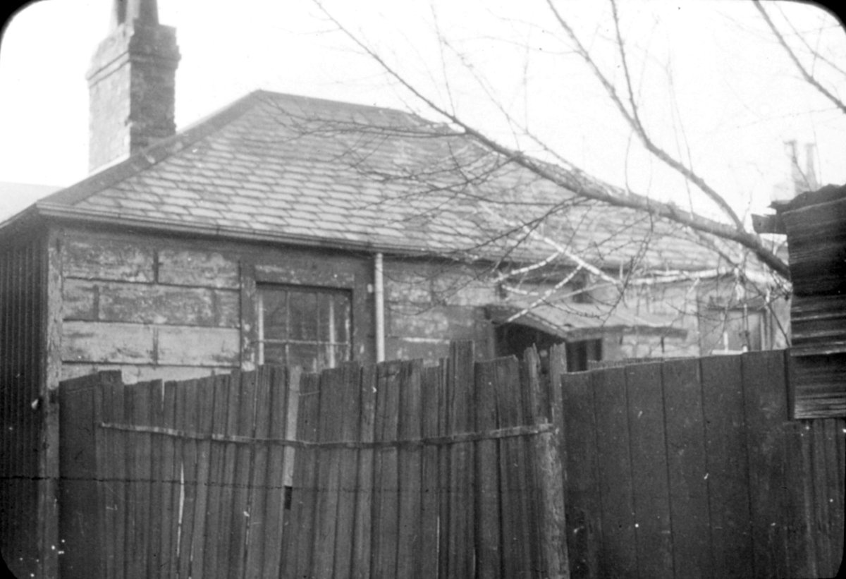 Melbourne. Back view of house with fence (c. 1935)