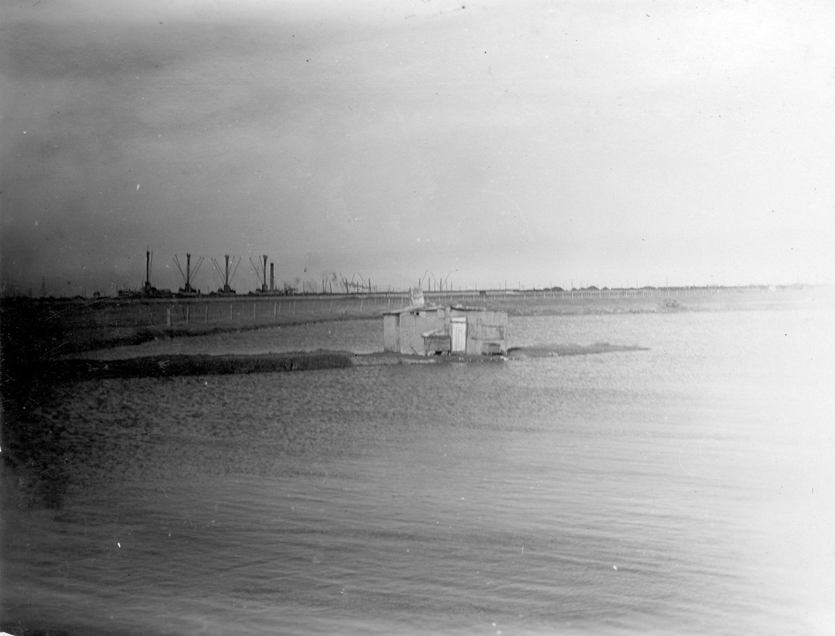 West Melbourne. A "Dudley Mansion." (c. 1935)
