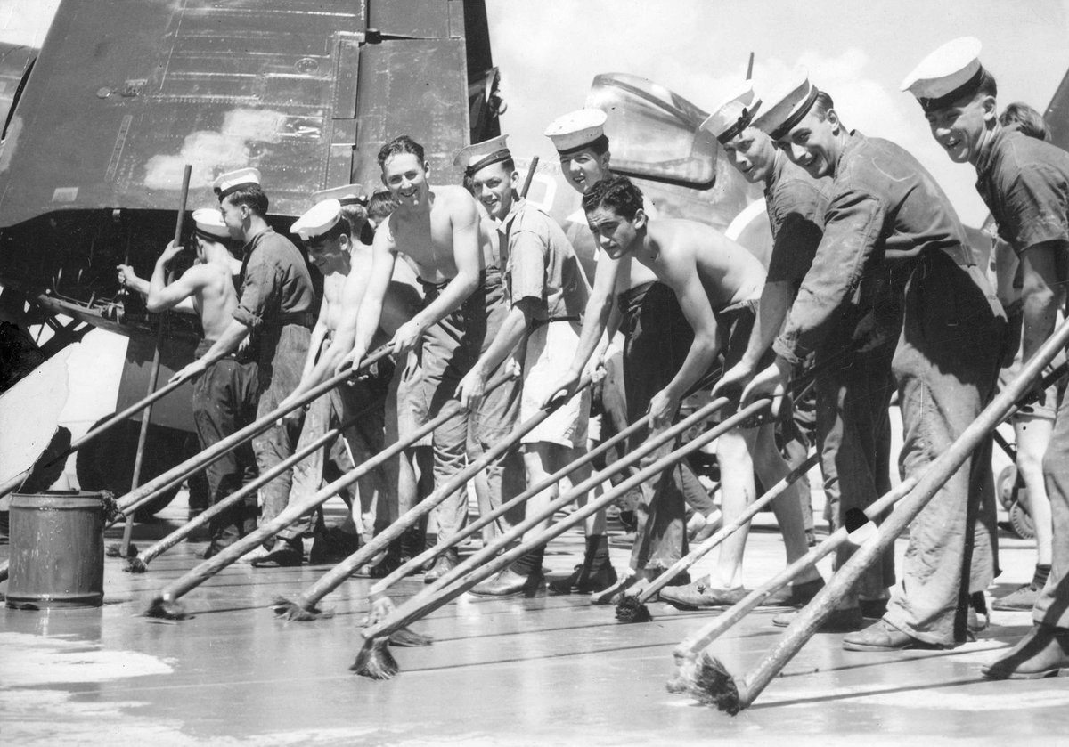 Visit of British aircraft carrier H.M.S. Venerable to Melbourne, 1946