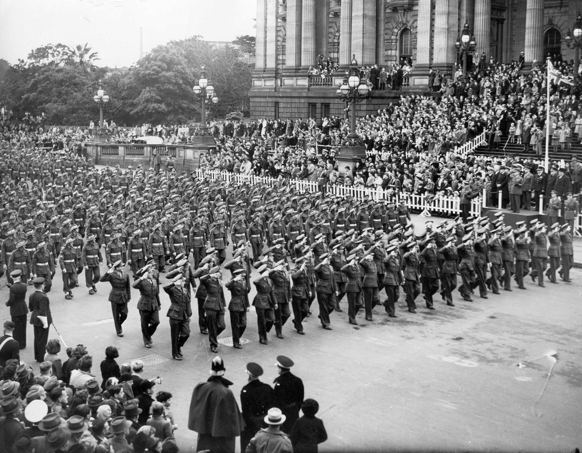 Victory Day march in Melbourne, Melbourne City (c. 1946)