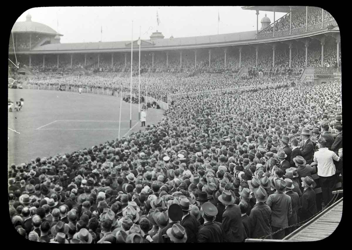 Melbourne Cricket Ground, East Melbourne (1900–49)