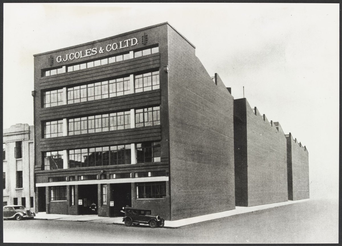 Frontage of new Melbourne Warehouse five storey brick building A'Beckett Street, Melbourne City (1936)