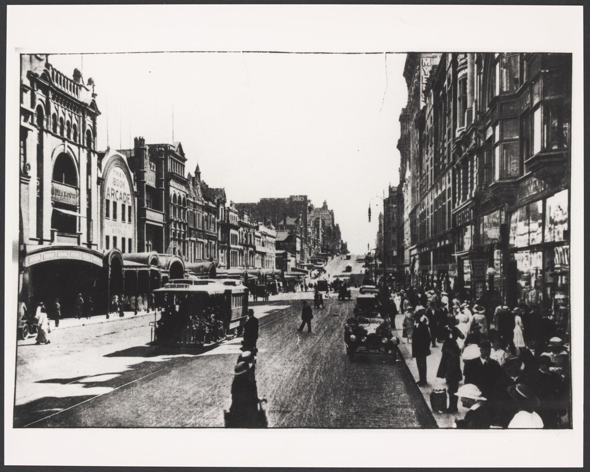 Bourke Street Melbourne looking towards Elizabeth Street showing Coles Book Arcade including a cable tram, Melbourne City (1900–10)