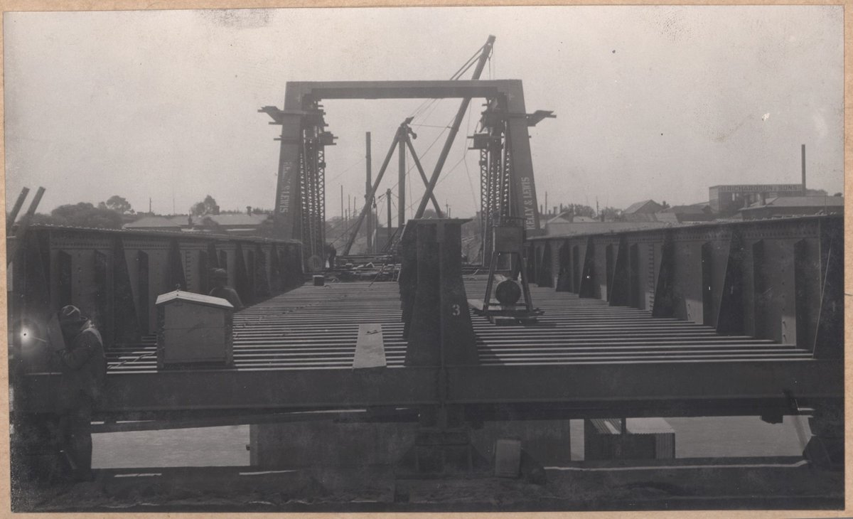 South Kensington to West Footscray - bridge over Maribyrnong River (1927–28)