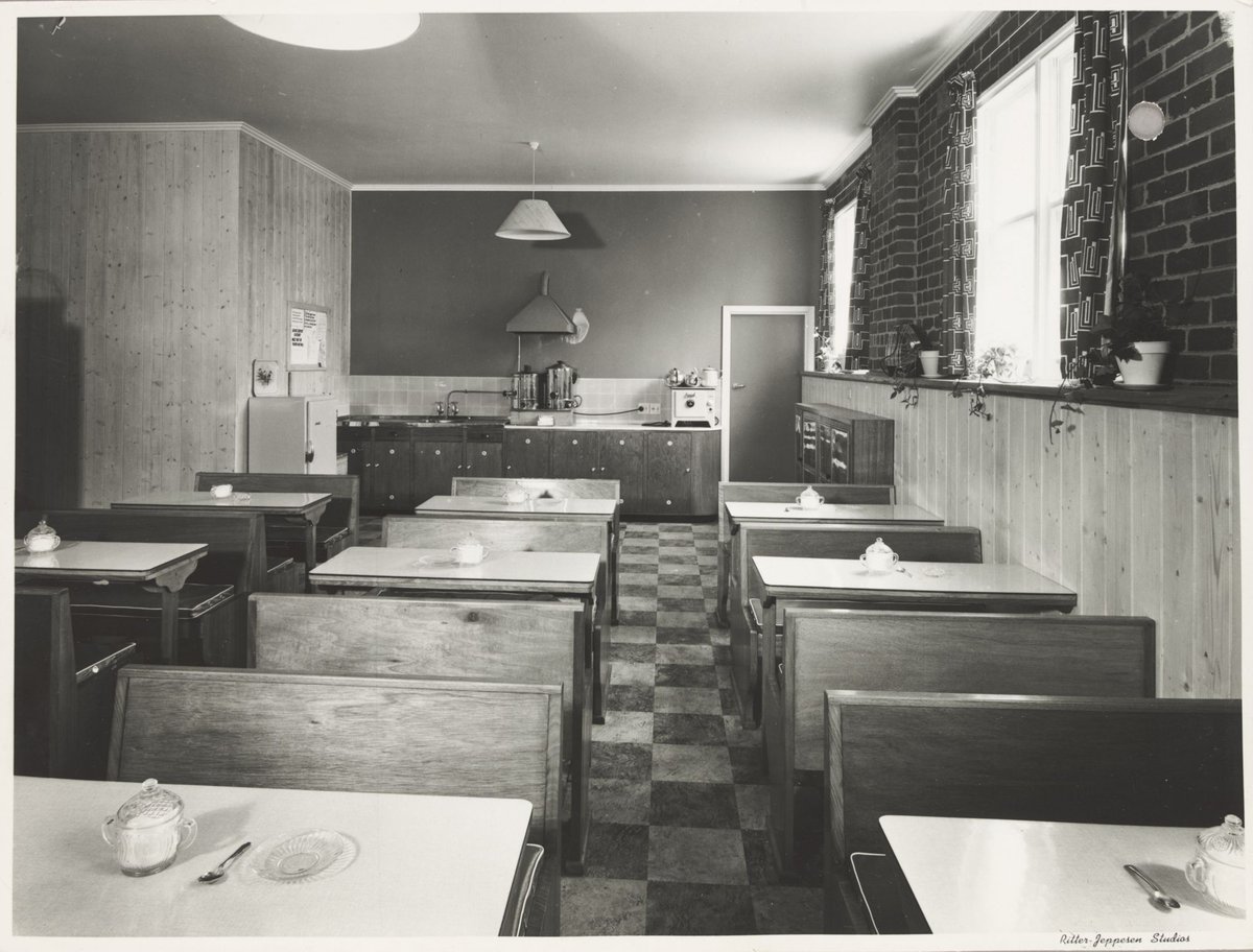 Dining area at Coles cafeteria including wooden booths at Coburg Store No. 21 (1947)