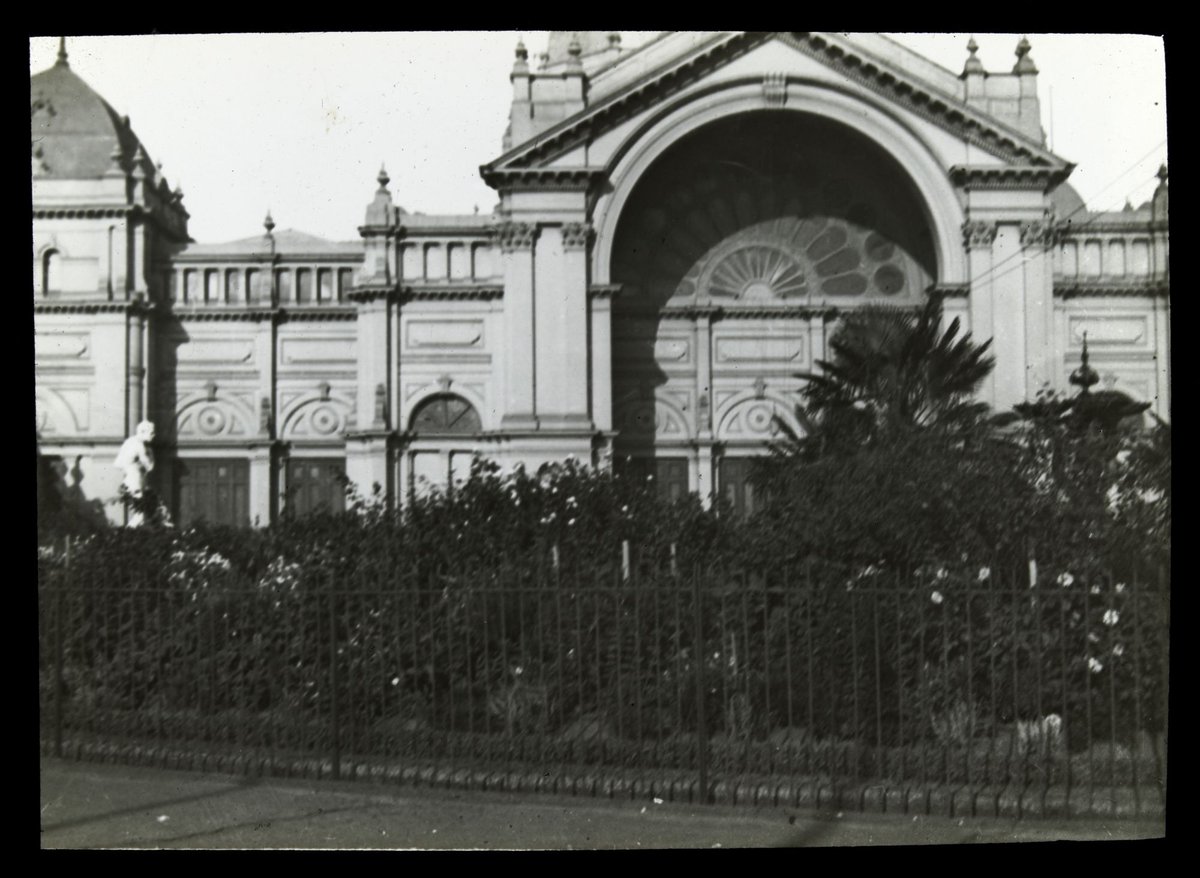 Exhibition Building. Melb. [i.e. Melbourne], Carlton (1900–05)