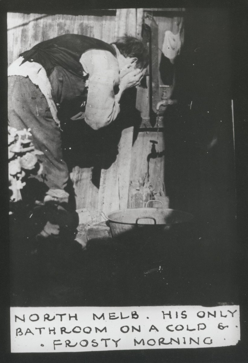 External bathing facilities, North Melbourne (c. 1935)