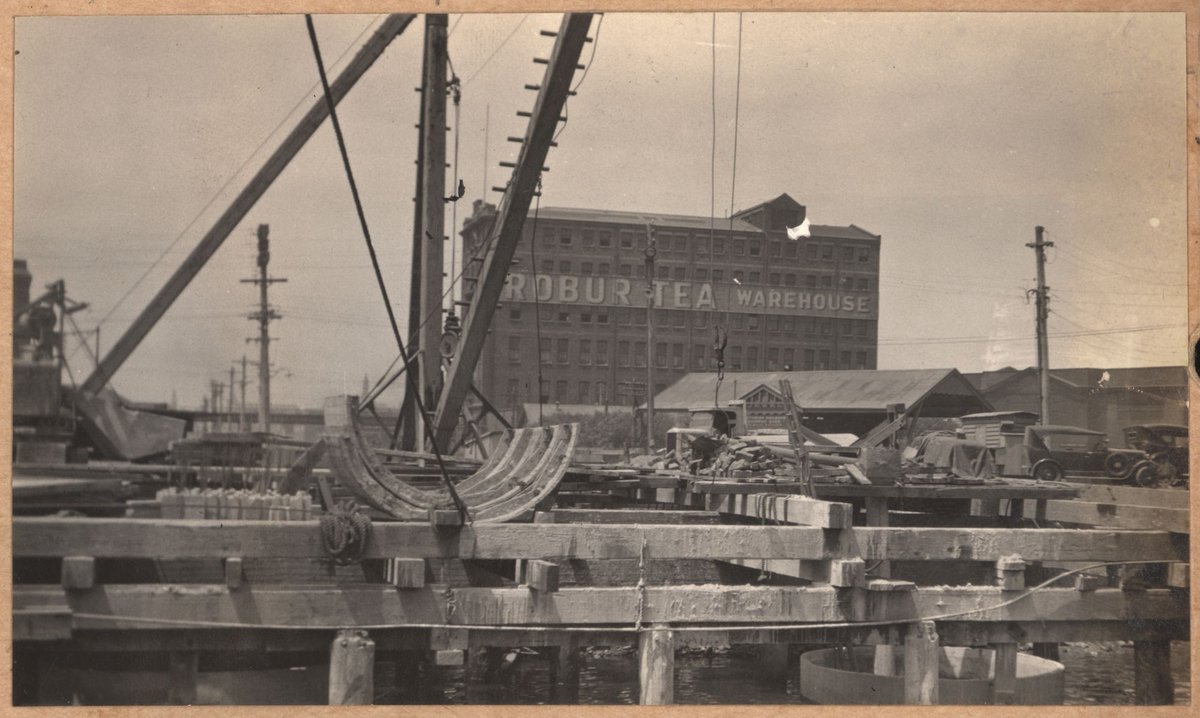 Spencer Street bridge - south abutment, Melbourne City (1928)