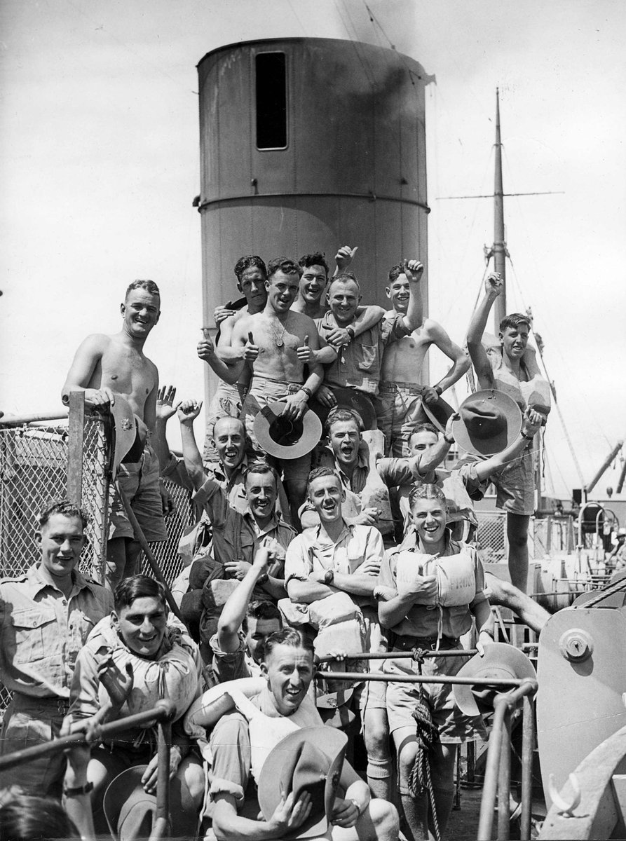 A.I.F. troops leaving from Port Melbourne for service overseas (1941)