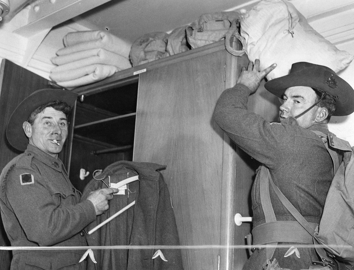 A.I.F. 4th embarkation Port Melb. i.e. Melbourne (c. 1940)