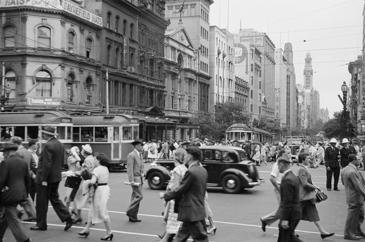 Streetscenes, Melbourne, Victoria (1953)