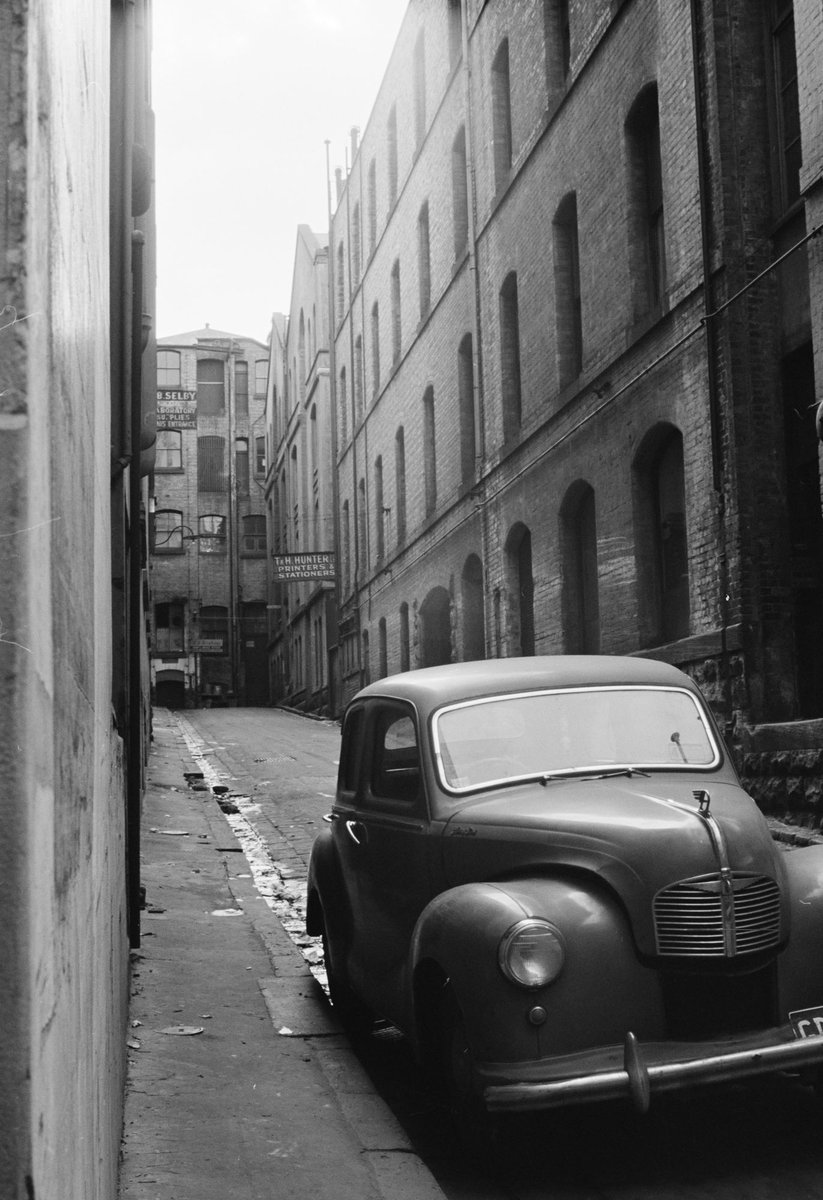 Bears Lane, later renamed Penfold Place, Melbourne (1953)