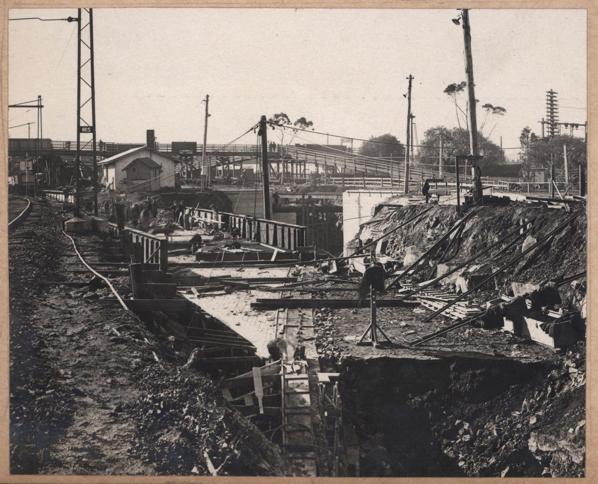 South Kensington to West Footscray - bridge under Bendigo line (1927–28)