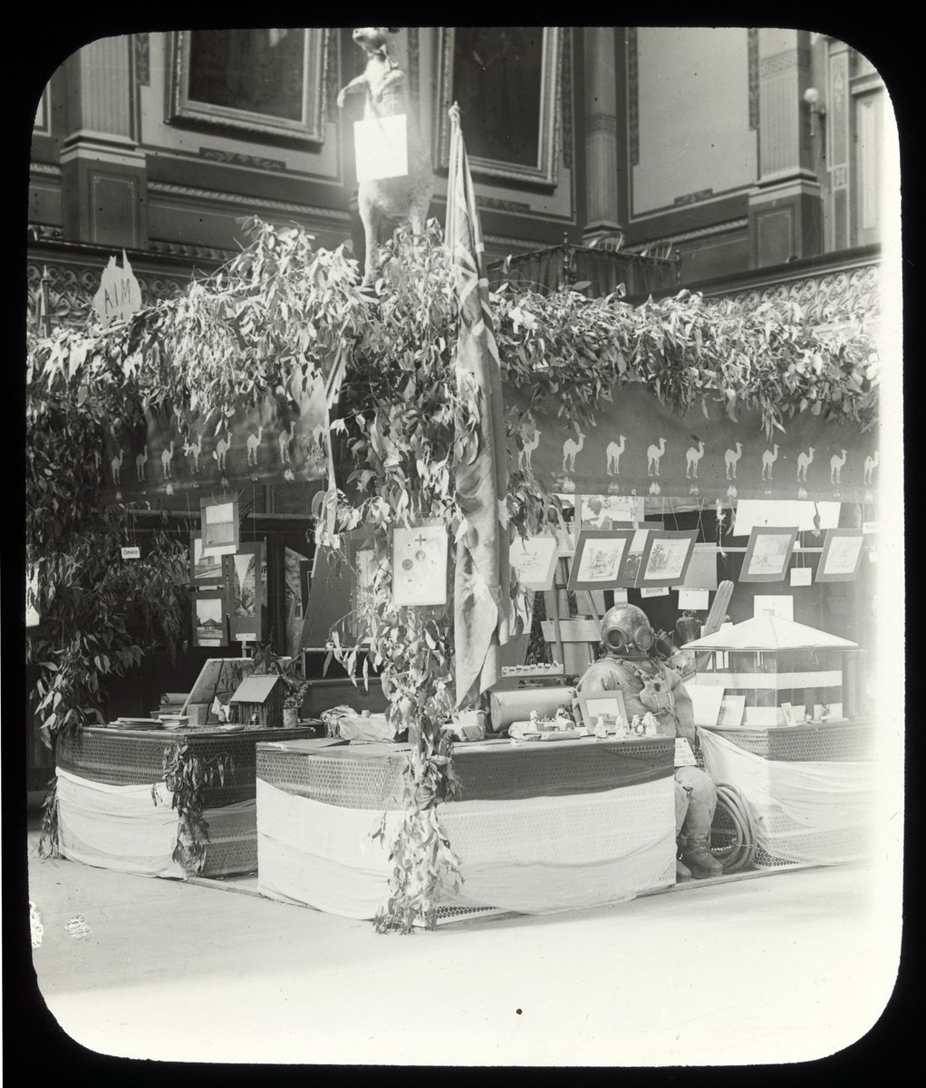 "Stall exhibit at Missions Bazaar?, Melbourne Town Hall", Melbourne City (1915–24)