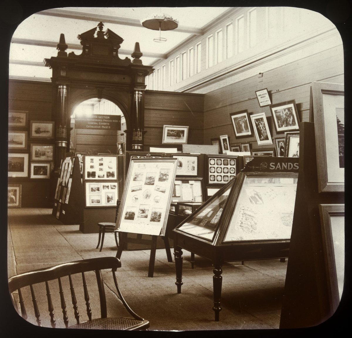 Photo exhibition, Melb. Exhib. Blg. [i.e. Melbourne Exhibition Building] 1895, Carlton