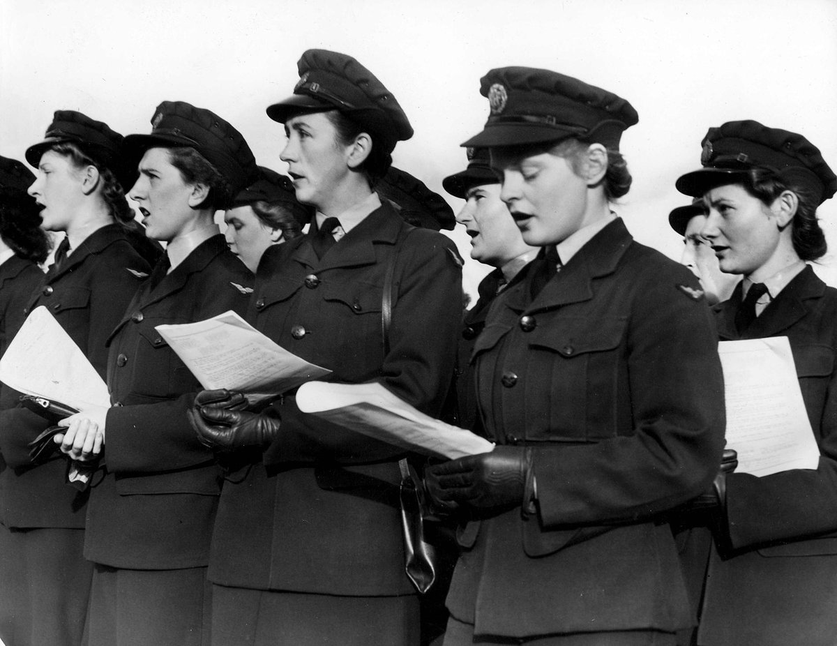 V-E Day celebration at Shrine of Remembrance, Melbourne, Victoria, Melbourne City (c. 1945)