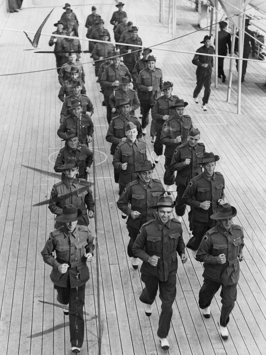 A.I.F. 4th embarkation, Port Melbourne (c. 1940)