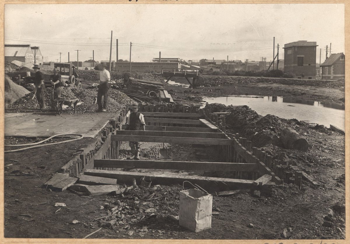 South Kensington to West Footscray. Bridge over Dynon Road (1927)