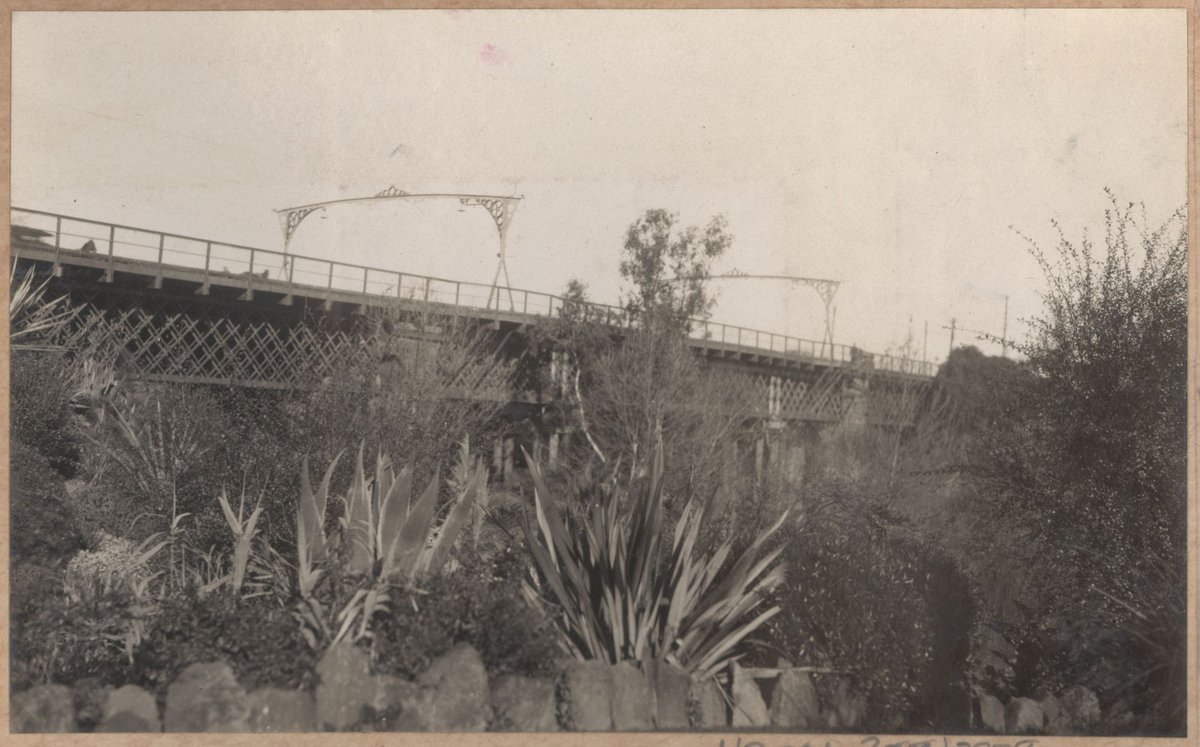 Hawthorn bridge reconditioning - general views (1930–31)