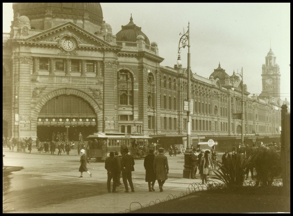 Flinders Street Station, Melbourne, Melbourne City (1880–1938)