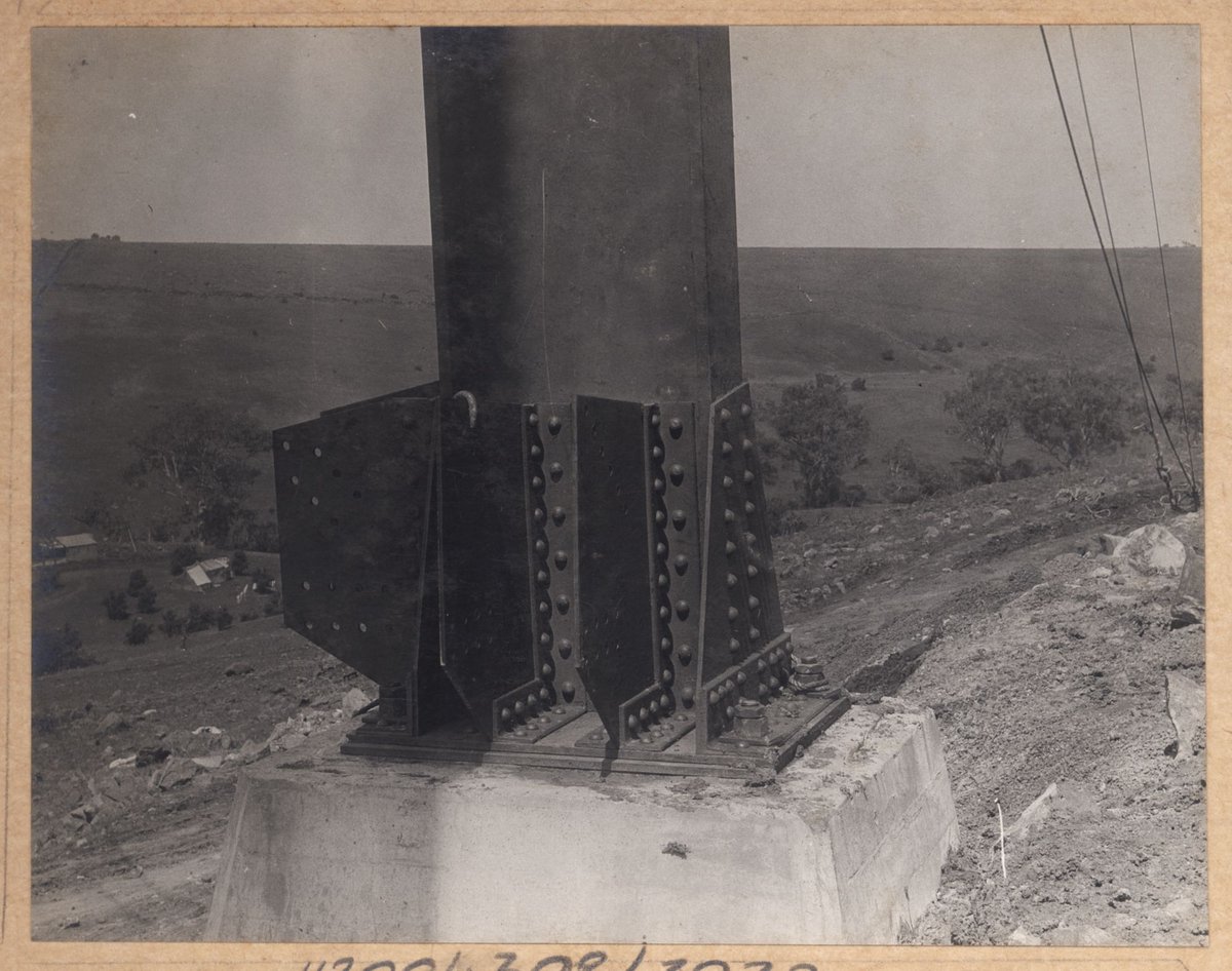 Albion to Broadmeadows - viaduct at Maribyrnong River - erection of steelwork (1928)