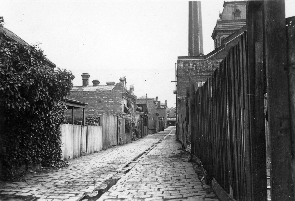 Collingwood. Waterloo Road (c. 1935)