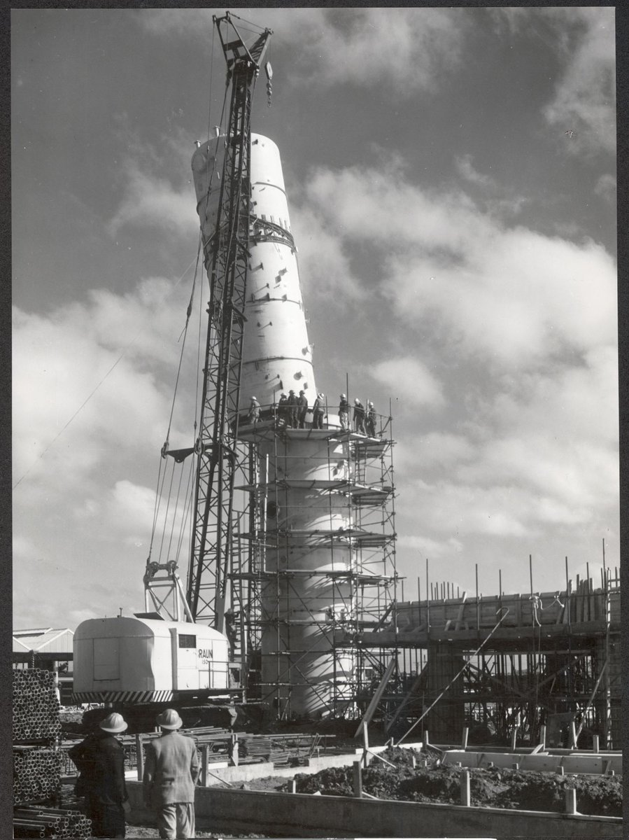 Construction of Stanvac Oil Refinery, Altona (1953)