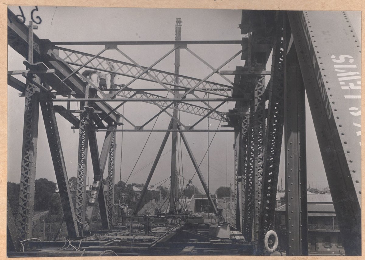 South Kensington to West Footscray - bridge over Maribyrnong River (1927–28)