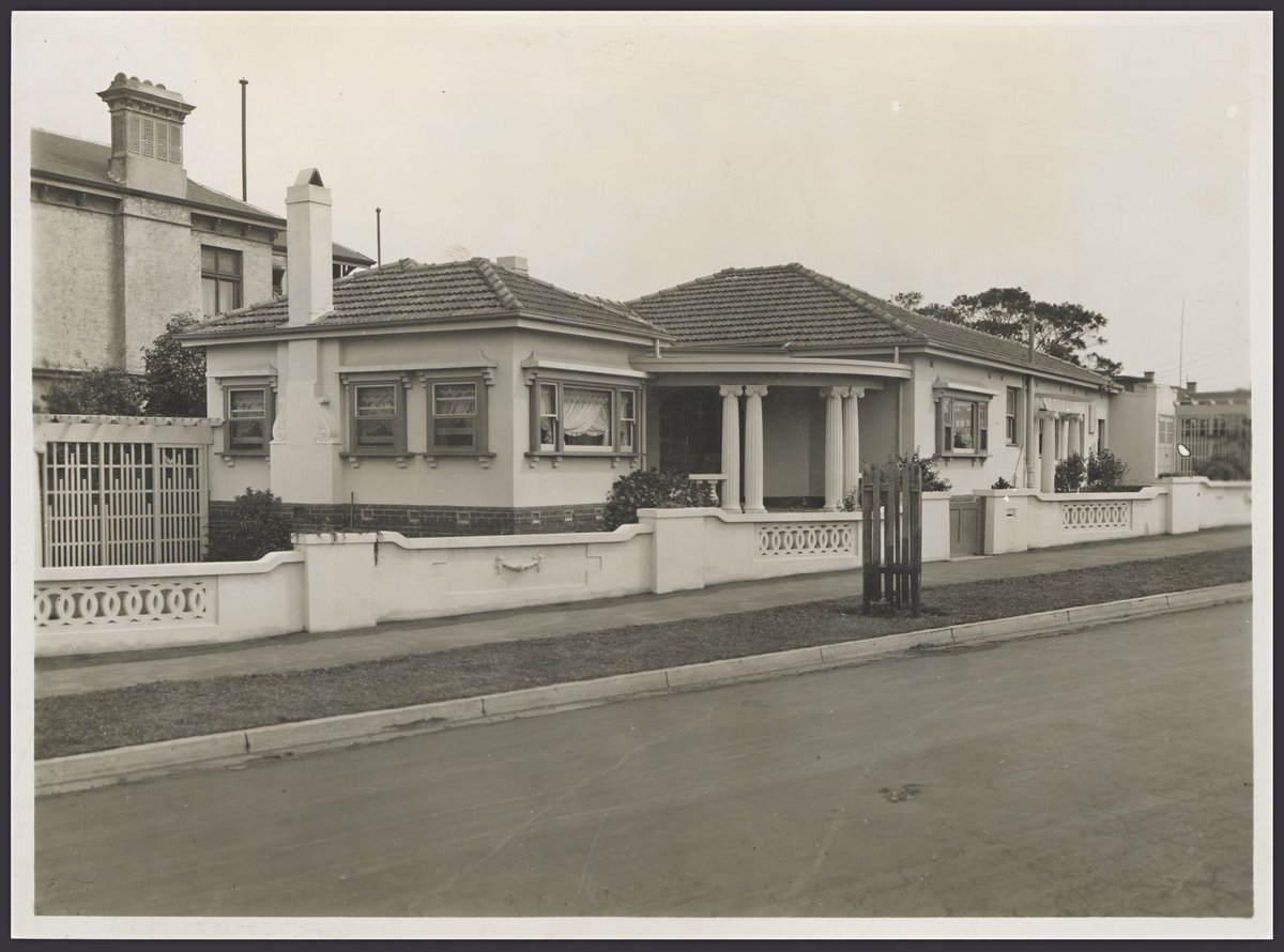 No .1 Maysbury Avenue, Brighton, [Vic.] (1938)