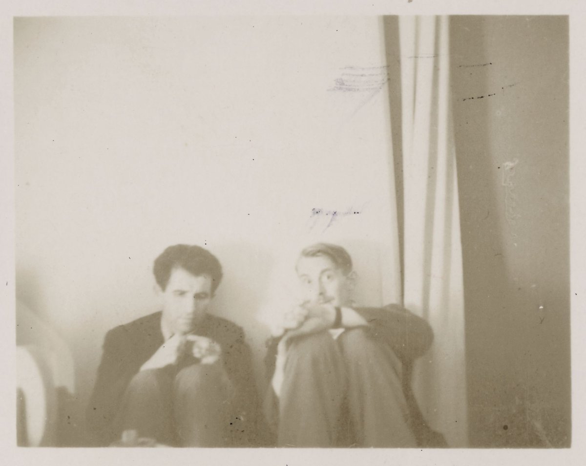 Hufshe and Arthur Bell opp. Ex. bldgs Melb. [Melbourne] April 43 (1943)