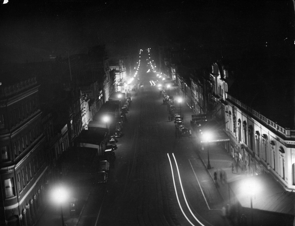 Melbourne blackout taken from roof of Parlt. [i.e. Parliament] House, Melbourne City (c. 1941)