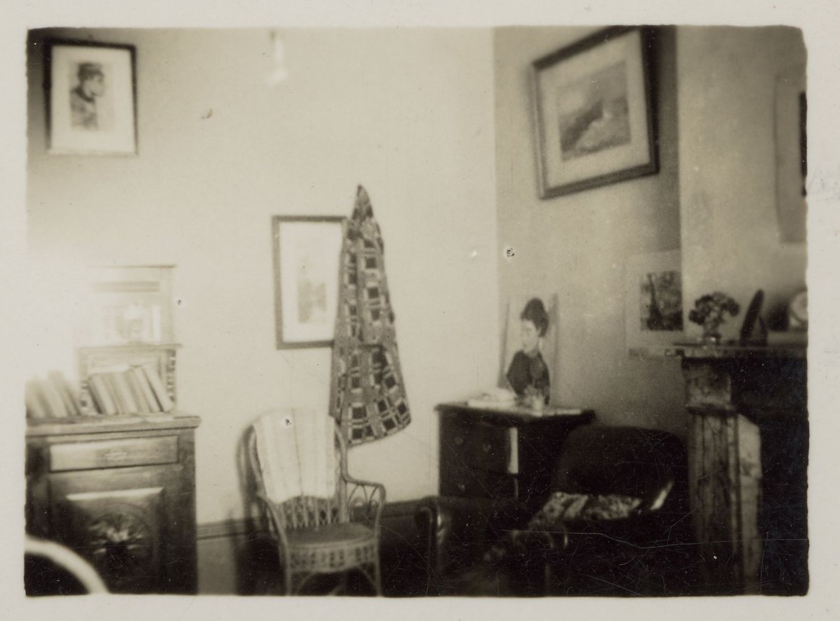 My room Wellington Parade E. Melbourne 1940