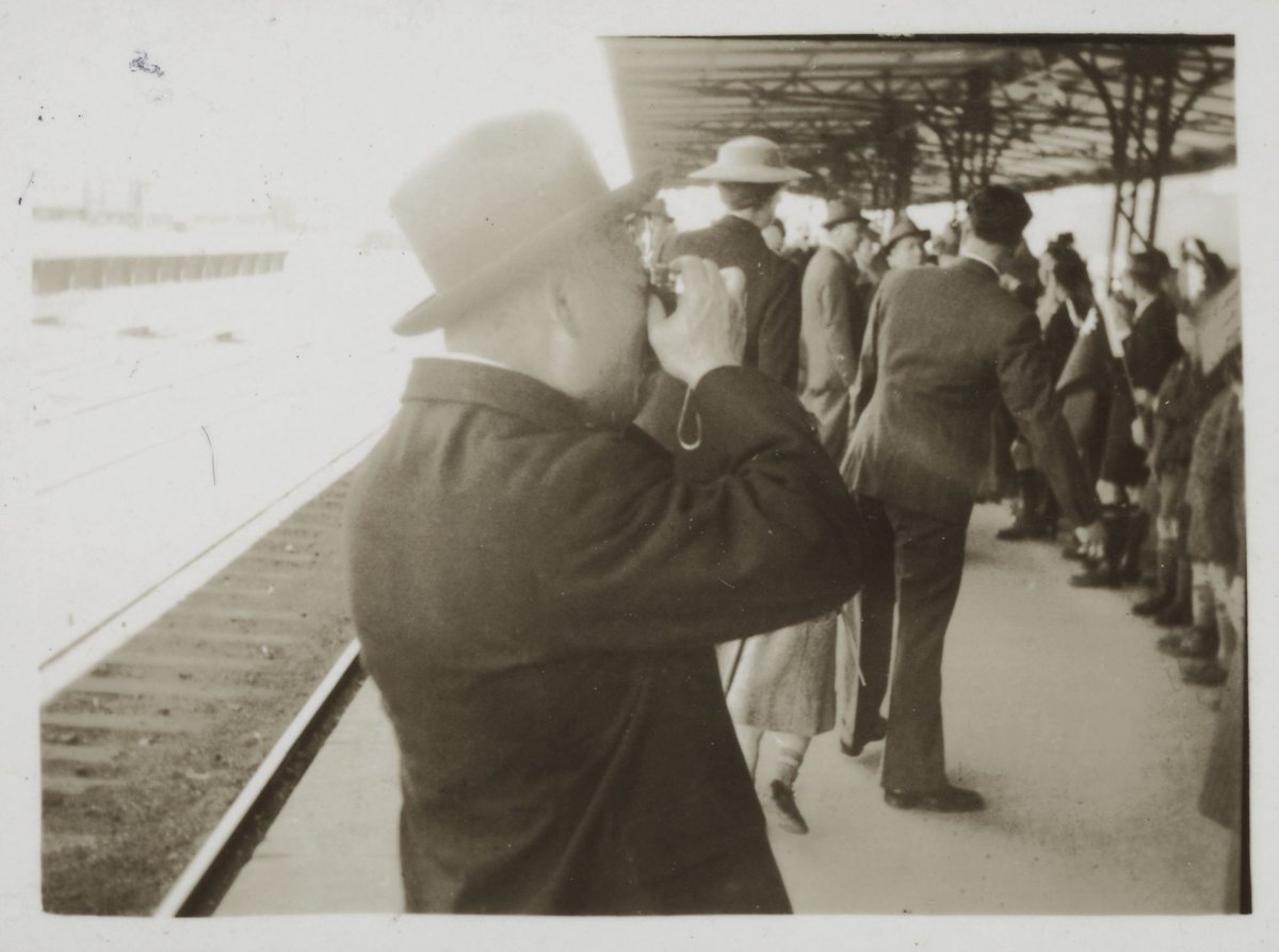 Welcome to Dr. Su Mo, Chinese Minister, Spencer Street Station, Melbourne, Melbourne City (1941)