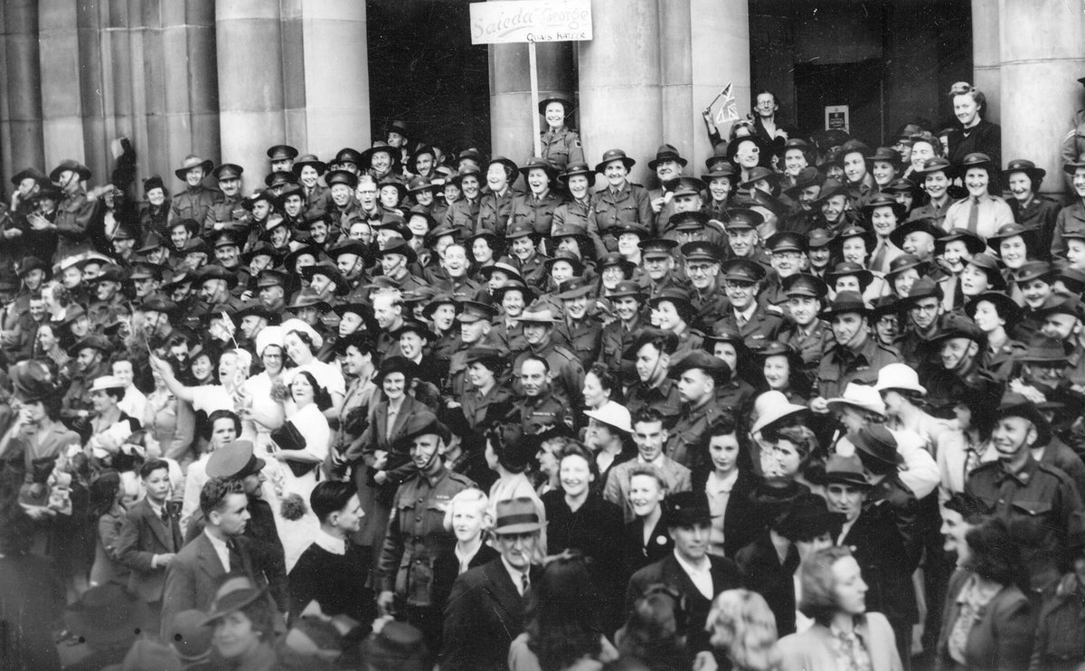 17th Brigade marching through Melbourne, Melbourne City (1940–46)