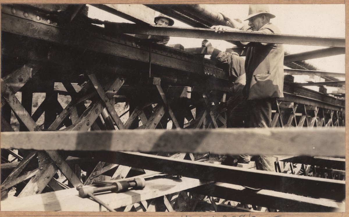 Reconditioning Hawthorn bridge - superstructure (1930)