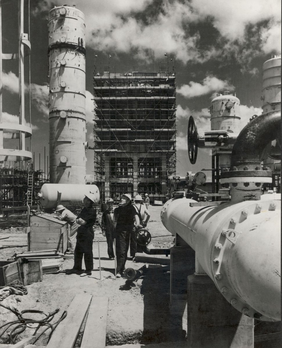 Construction of Stanvac Oil Refinery, Altona (1953)