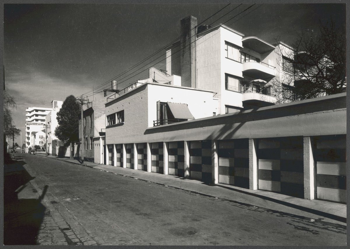 Newburn flats and garages, Albert Park, Vic (1951)