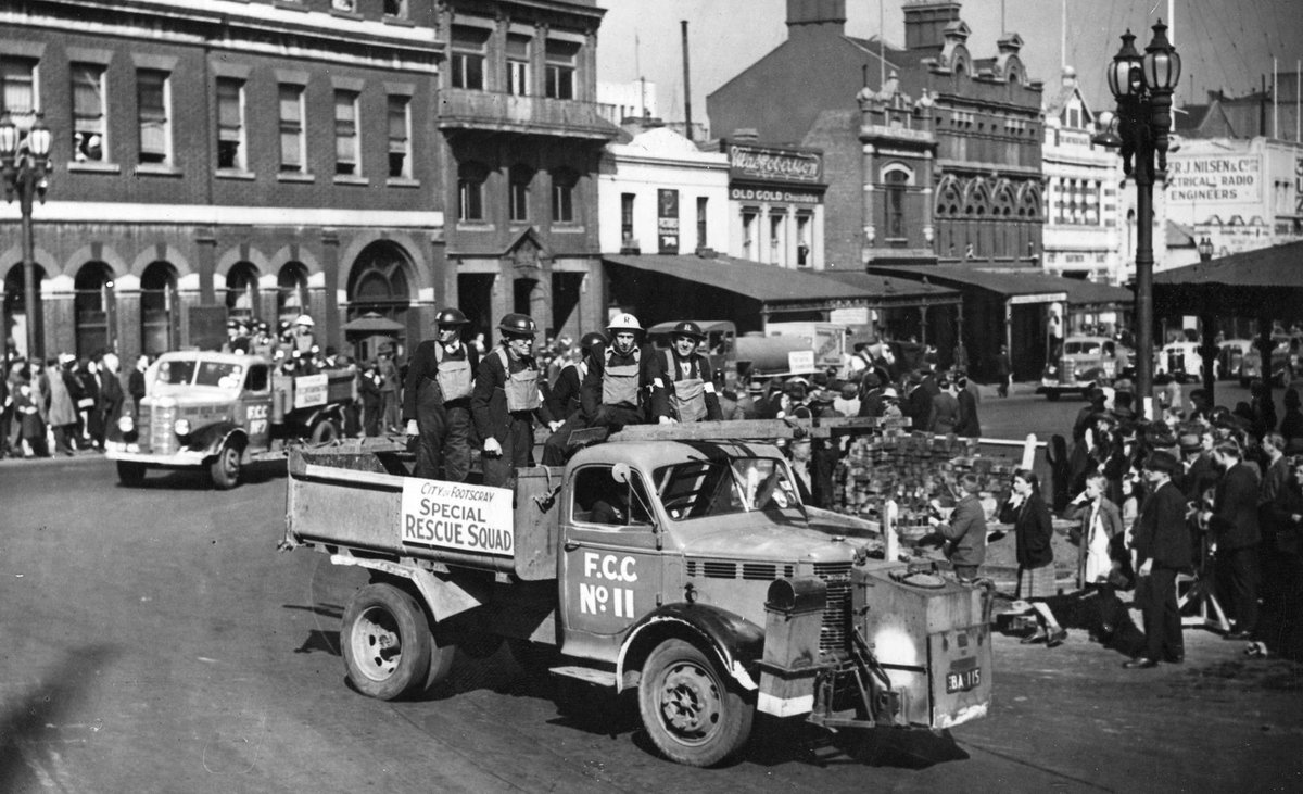 Civil defence units parade, Bourke Street, Melbourne, Melbourne City (c. 1943)