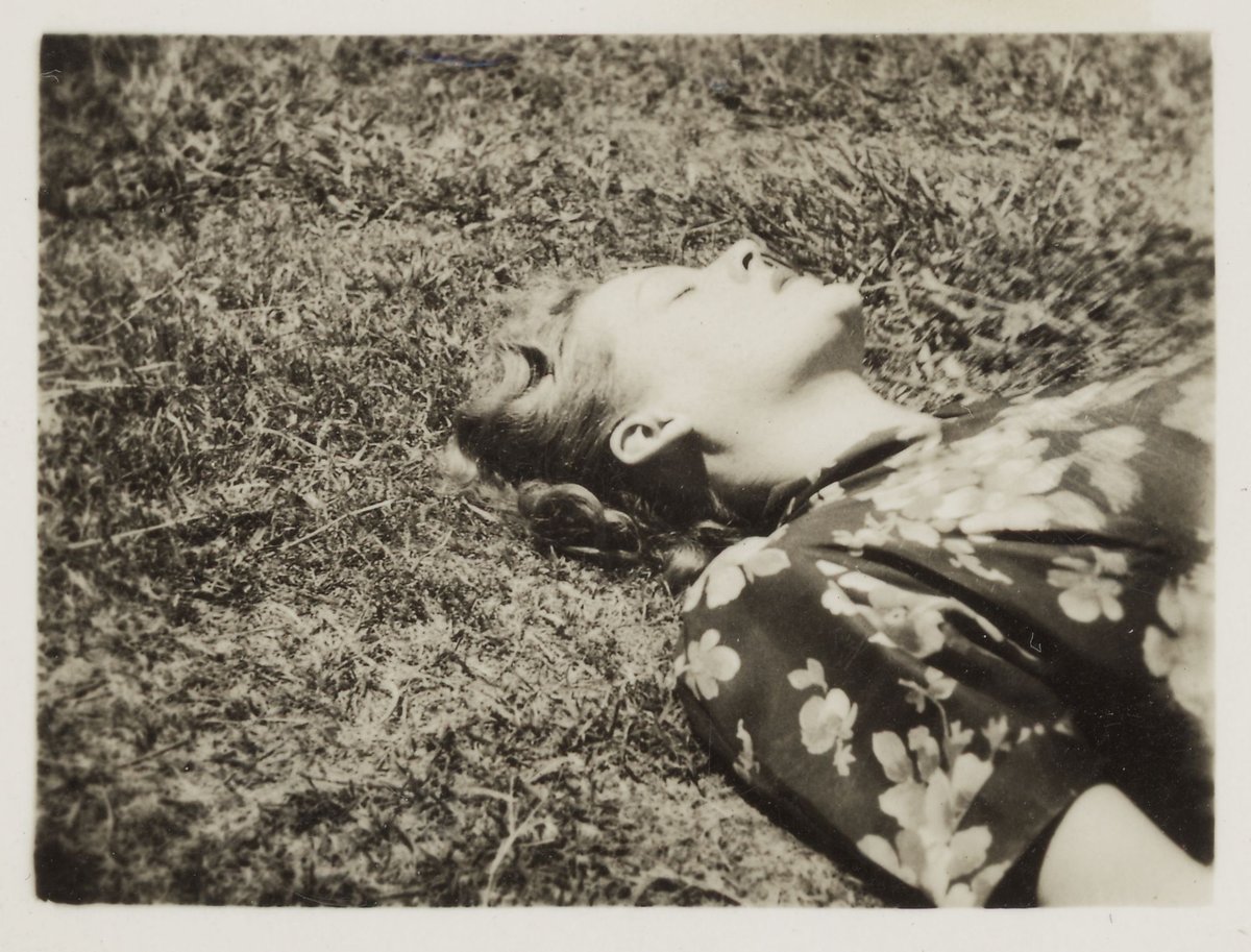 Joy Hester in Fitzroy Gardens, Melb '42, East Melbourne (1942)