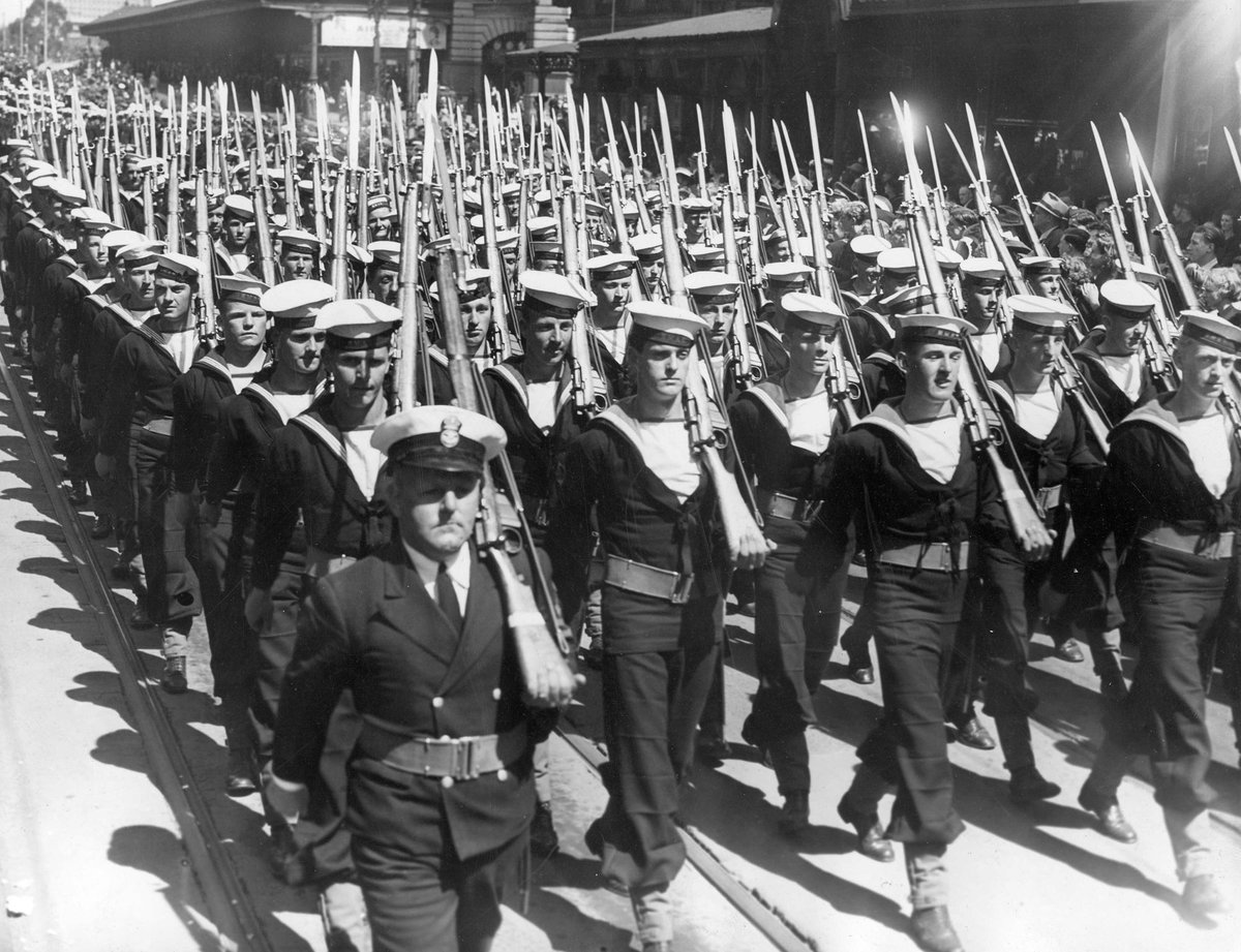 Australian navy march up Swanston Street, Melbourne City (1940–45)
