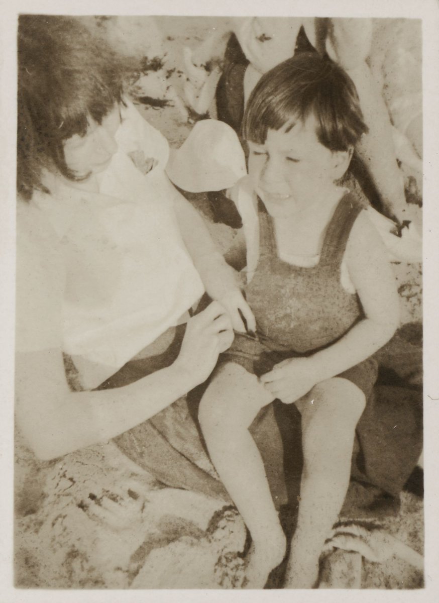 Joyce Goode and Mookie, [Malcolm Goode] Hampton 1944 early