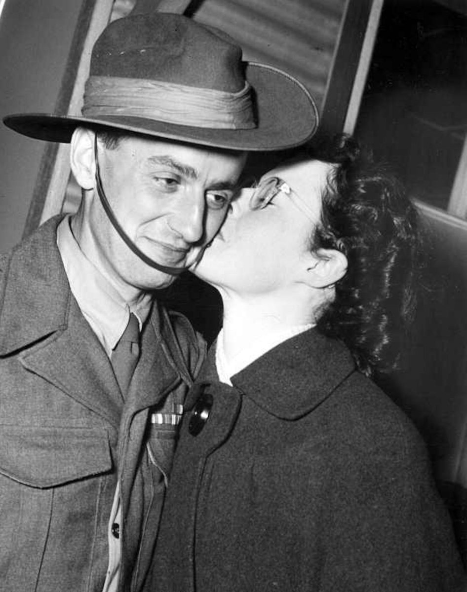 P.O.W. arrives Essendon T.A.A (c. 1953)