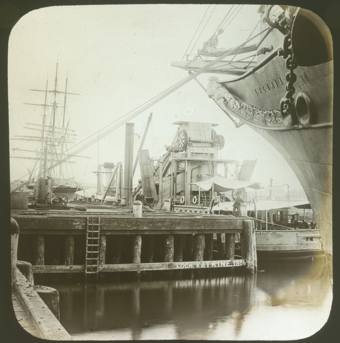 Dredge "Melbourne" at Williamstown (1875–1930)