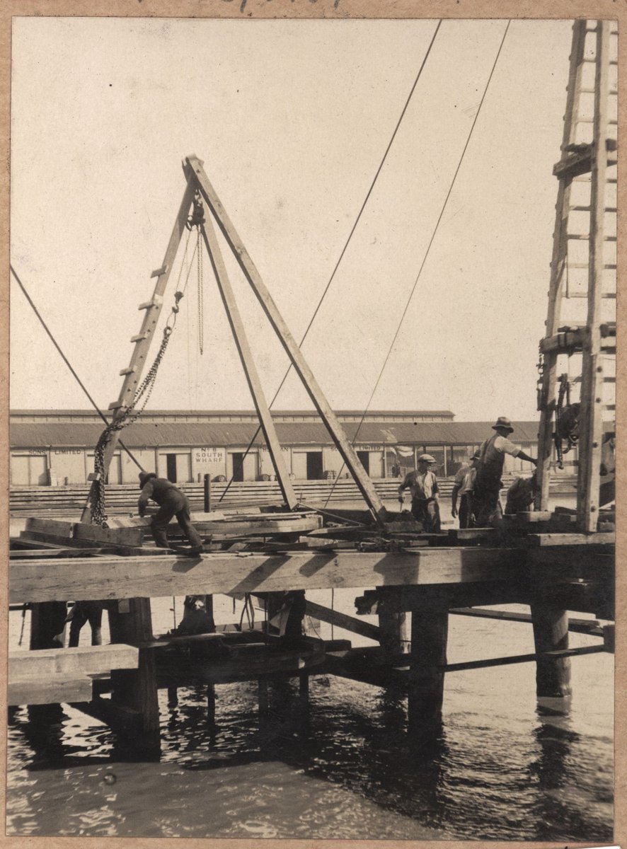 Spencer Street Bridge - north abutment, Melbourne, Vic, Melbourne City (1928)